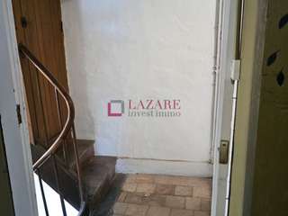 Bureaux et commerces 4 pièces