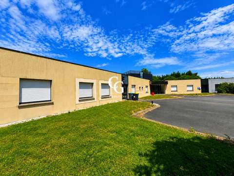 Bureaux et commerces 30 pièces Bureaux et commerces 30 pièces