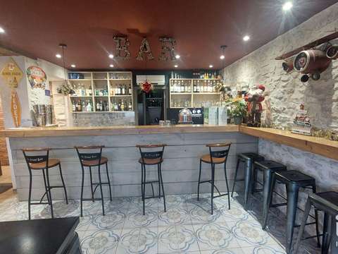 Bureaux et commerces Vierzon 18