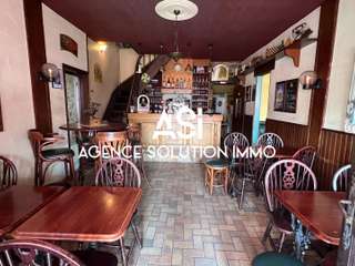 Bureaux et commerces 4 pièces