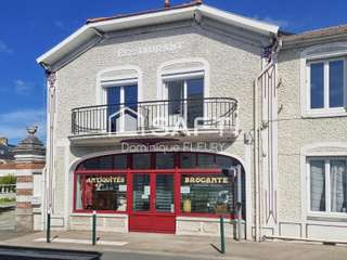 Bureaux et commerces 1 pièce