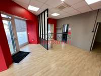 Bureaux et commerces 7 pièces