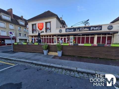 Bureaux et commerces 9 pièces