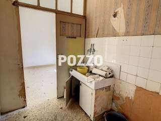 Bureaux et commerces 2 pièces