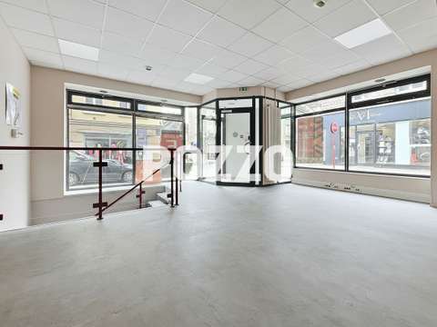 Bureaux et commerces 4 pièces