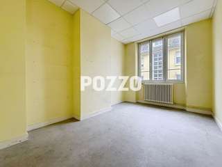 Bureaux et commerces 4 pièces