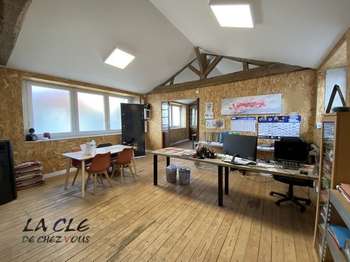 Bureaux et commerces 4 pièces