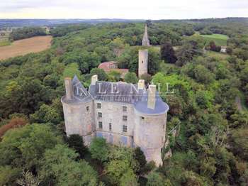 Maison 16 pièces 800 m² · à Agen · 800 m² · 990 000 €