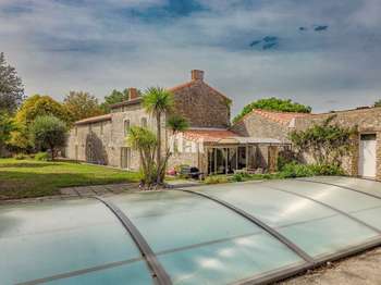 Vente Demeure d'exception 4 chambresAigrefeuille-sur-Maine