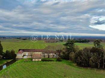 Maison 8 pièces 200 m² · à Bergerac · 200 m² · 2 224 500 €