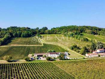 Maison 7 pièces 270 m² · à Bergerac · 270 m² · 2 600 000 €