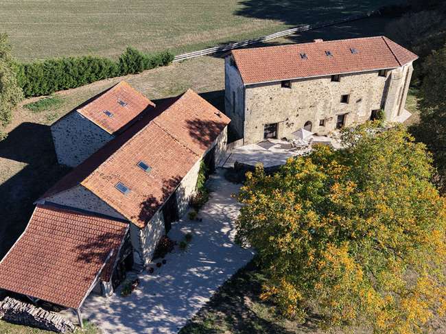 Maison 6 pièces 268 m² · à Bessines-sur-Gartempe · 268 m² · 638 000 €