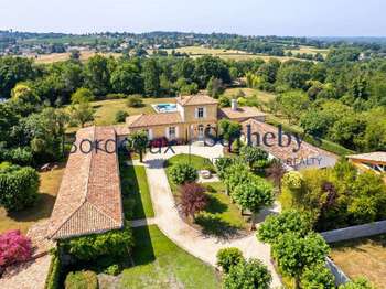Maison 14 pièces 550 m² · à Bordeaux · 550 m² · 2 795 000 €