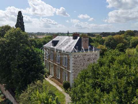 Demeure d'exception 10 pièces Château-Gontier 53