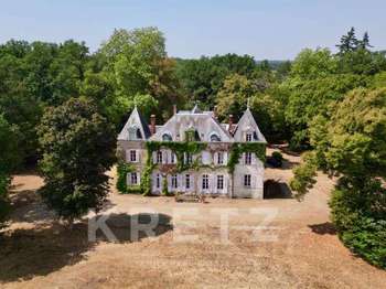 Vente Demeure d'exception 13 chambresChâteaumeillant