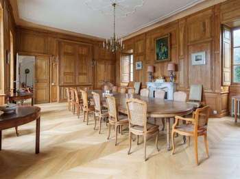 Maison 21 pièces 1400 m² · à Chaumont · 1 400 m² · 1 190 000 €