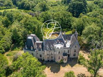 Vente Demeure d'exception 16 chambresLa Guerche-sur-l'Aubois