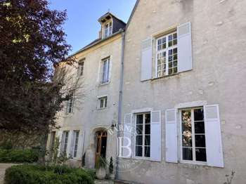 Maison 400 m² · à Mehun-sur-Yèvre · 400 m² · 535 500 €