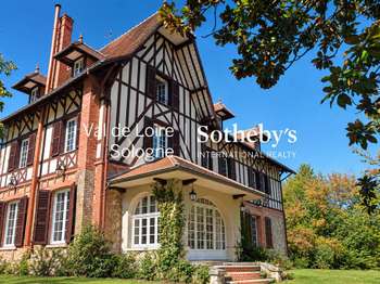 Maison 10 pièces 356 m² · à Mennetou-sur-Cher · 356 m² · 1 050 000 €