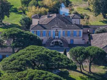 Maison 20 pièces 550 m² · à Montauban · 550 m² · 2 250 000 €