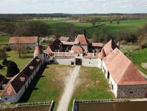 Vente Demeure d'exception 2 chambresMontluçon