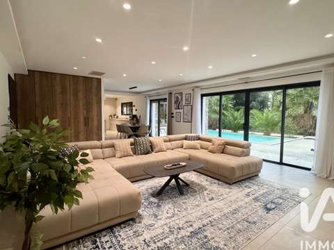 Demeure d'exception 7 pièces Nîmes 30