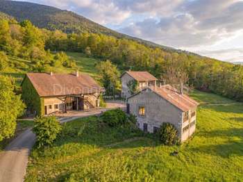 Maison 8 pièces 400 m² · à Sergy · 400 m² · 1 695 000 €