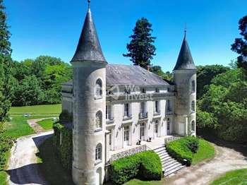 Vente Demeure d'exception 19 chambresTournon-Saint-Pierre