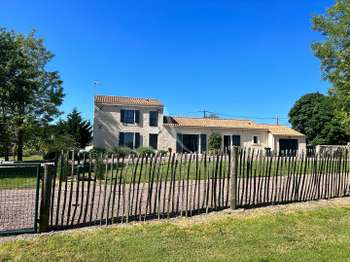 Vente Demeure d'exception 3 chambresTriaize