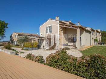Maison 18 pièces 575 m² · à Vinsobres · 575 m² · 2 499 000 €