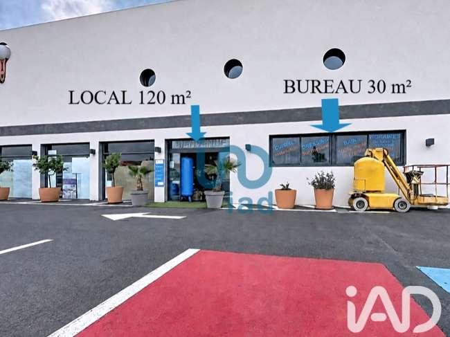 Divers ventes Argeliers 11 · 155 m² · 200 000 €