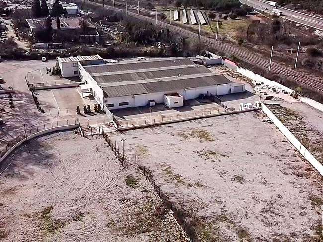 2 pièces 2000 m² · à Bernis · 2 000 m² · 1 599 000 €