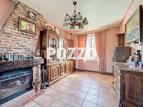 Divers ventes 4 pièces Divers ventes 4 pièces