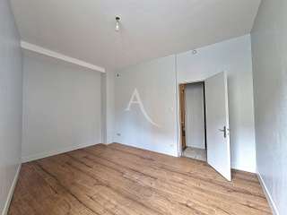 Divers ventes 8 pièces