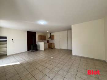 Divers ventes 4 pièces Divers ventes 4 pièces