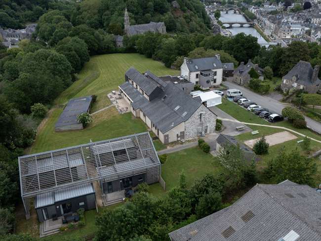 Divers ventes Châteaulin 29 · 4 100 m² · 945 000 €