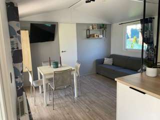 Divers ventes 4 pièces