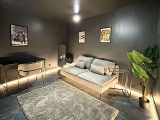 Divers ventes 8 pièces