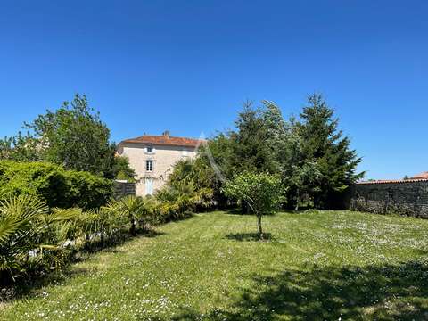 Divers ventes 12 pièces