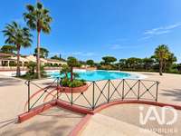 Divers ventes 4 pièces Divers ventes 4 pièces