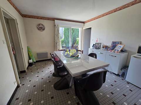 Divers ventes 11 pièces