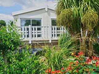 Divers ventes 4 pièces