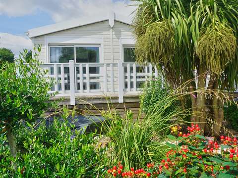 Divers ventes 4 pièces