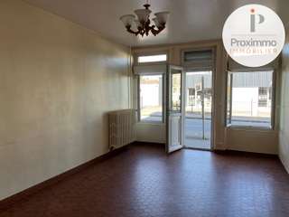 Divers ventes 8 pièces