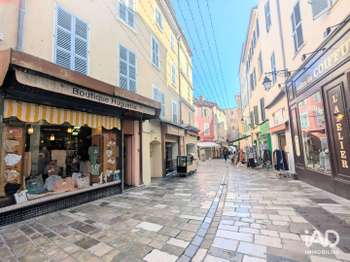 Divers ventes Hyères 83