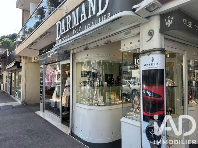 3 pièces 55 m² · à Antibes · 55 m² · 80 000 €