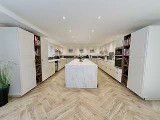 Divers ventes 14 pièces