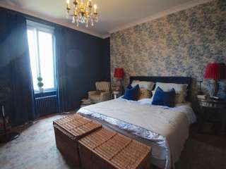 Divers ventes 8 pièces