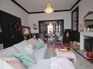 Divers ventes 8 pièces