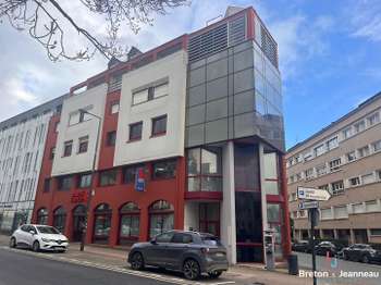 Divers ventes 13 pièces Laval 53